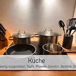 アパート Familienfreundliches Zwischen Potsdam Und Berlin Fuer 2-4 Personen - Parkplatz - Balkon - Voll Ausgestattete Kueche - Wlan - Nebelwiesen