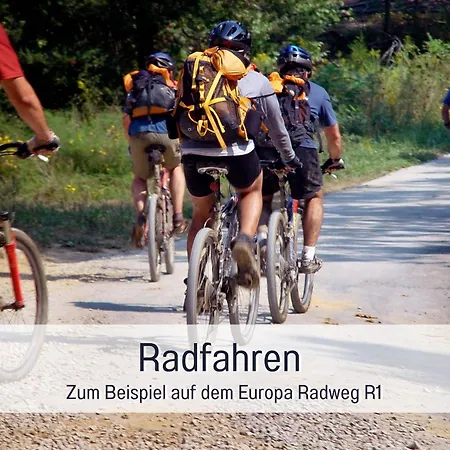 Apartment Familienfreundliches Zwischen Potsdam Und Berlin Fuer 2-4 Personen - Parkplatz - Balkon - Voll Ausgestattete Kueche - Wlan - Nebelwiesen