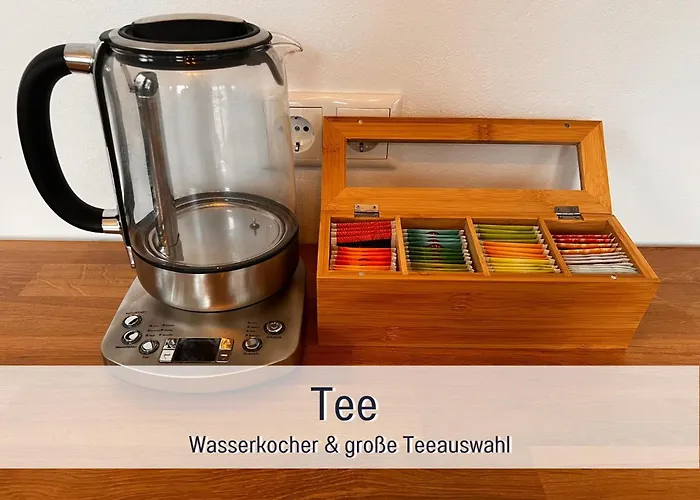 Familienfreundliches Zwischen Potsdam Und Berlin Fuer 2-4 Personen - Parkplatz - Balkon - Voll Ausgestattete Kueche - Wlan - Nebelwiesen * Stahnsdorf