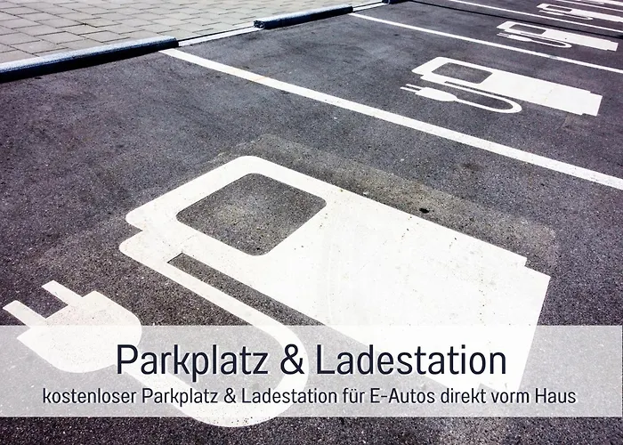 Familienfreundliches Zwischen Potsdam Und Berlin Fuer 2-4 Personen - Parkplatz - Balkon - Voll Ausgestattete Kueche - Wlan - Nebelwiesen 아파트