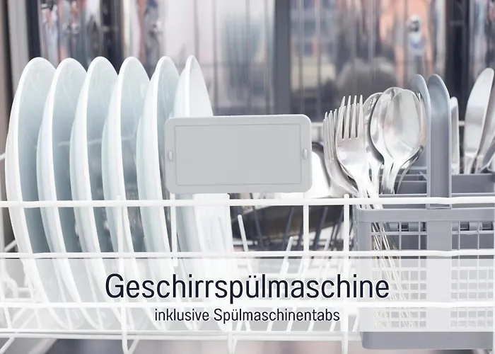 Familienfreundliches Zwischen Potsdam Und Berlin Fuer 2-4 Personen - Parkplatz - Balkon - Voll Ausgestattete Kueche - Wlan - Nebelwiesen *
